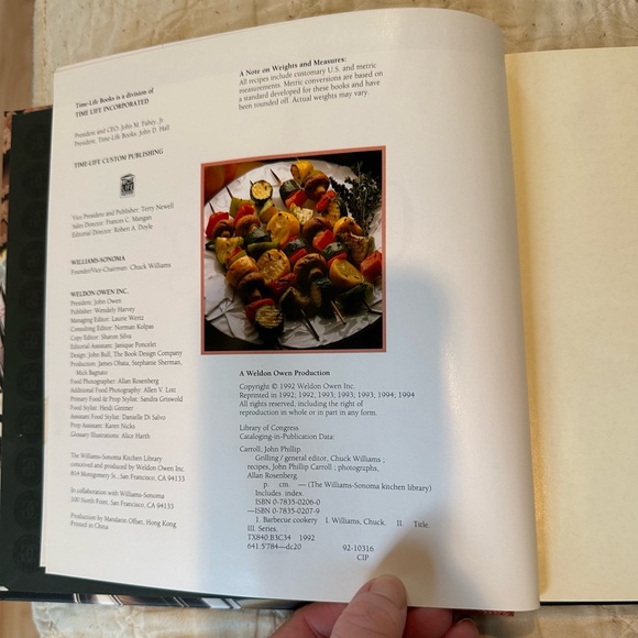 Grilling- Williams-Sonoma kitchen library - Picture 2 of 11